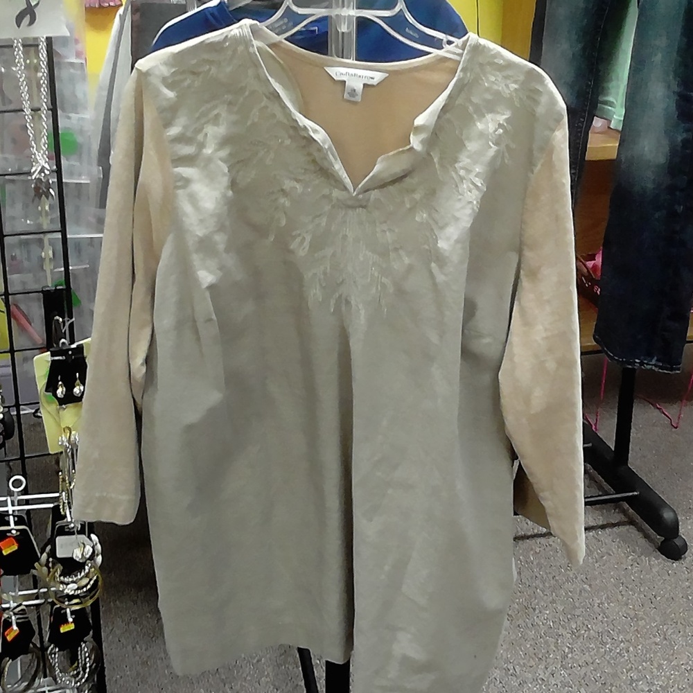Croft & Barrow women's shirt